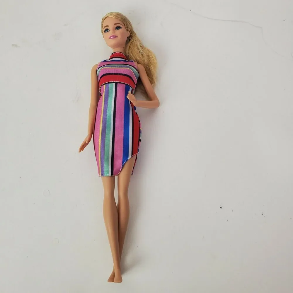 Barbie Fashionista Blonde Caucasian Doll Striped Dress Hand on Hip